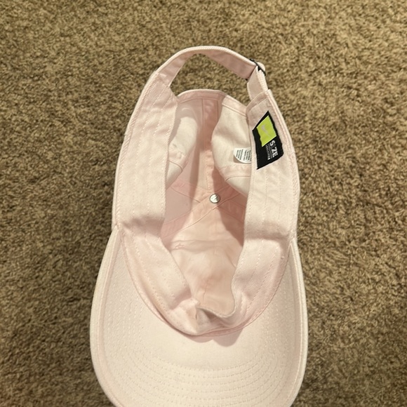 hat - Picture 2 of 3